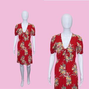 1996 RUNWAY. BETSEY JOHNSON Spring/Summer 1996 Cherry Red. 1940s Style. Floral R